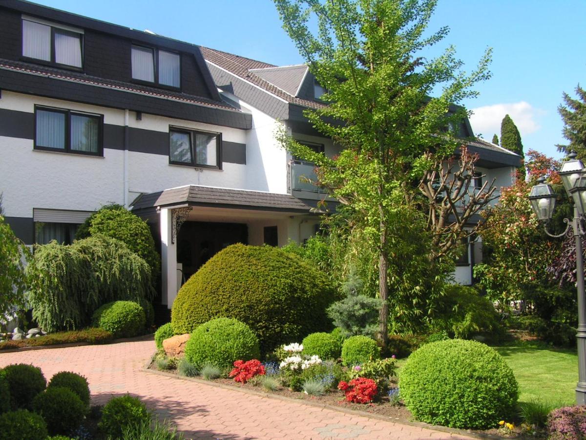 Dreispitz -B&B-Hotel Garni Hofheim Bagian luar foto