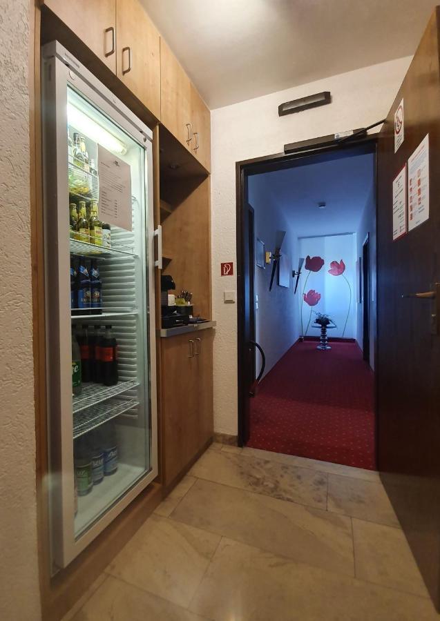 Dreispitz -B&B-Hotel Garni Hofheim Bagian luar foto